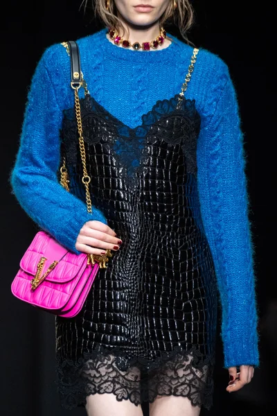Look 117